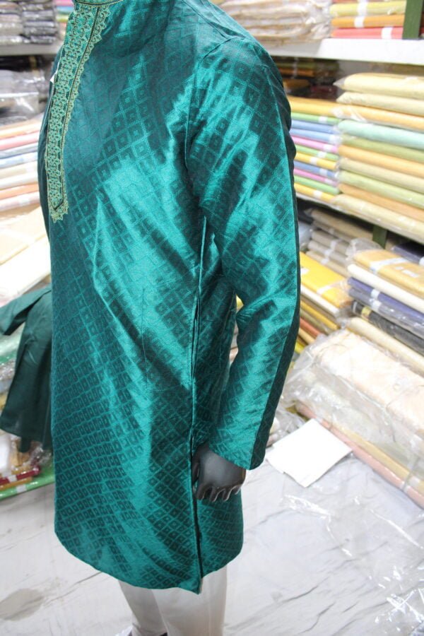 Kanchi Jaquard Ethnic Long Kurta - Image 4